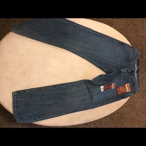 Wrangler relaxed straight men’s jeans